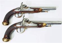 Paar französischer Perkussionspistolen.