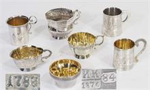 Sammlung von sechs verschiedenen russischen Silberbechern in Tassenform.