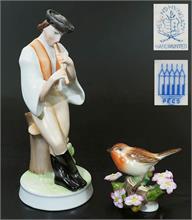Figur, "Flöte spielender Hirte". Und "Singvogel auf Blütenzweig".