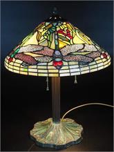 Dekorative Lampe im Tiffany-Stil.