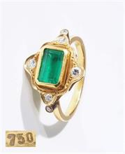 Ring mit Smaragd, wohl columbianisch