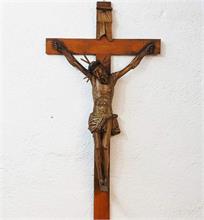 Kruzifix,  Alpenländisch 18. Jahrhundert.