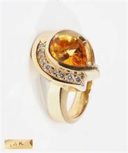 Ring, 585er Gelbgold  mit Citrin und Brillantbesatz