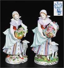 Zwei Figurengruppen,  SITZENDORFER Porzellanmanufaktur/Thüringen.