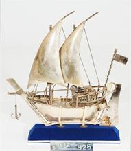Miniaturschiff, "Dubai Dhow Dau",  20. Jahrhundert.  925er Sterlingsilber