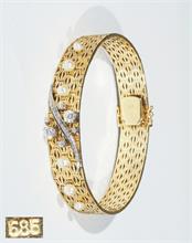 Armband, 585er Gelbgold mit Brillant- und Perlbesatz.