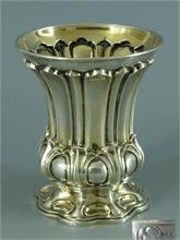 Becher im barocken Stil.   800er Silber. 