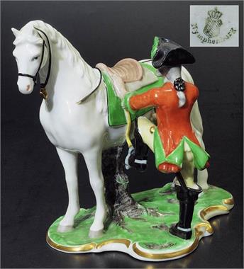 Porzellanfigur "Aufsteigender Reiter" aus der Nymphenburger Roten Jagd.