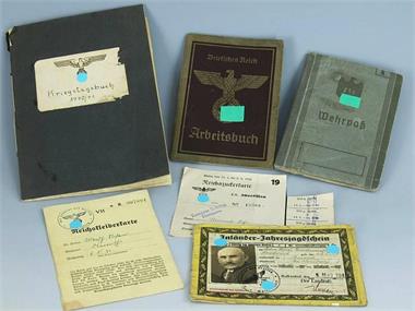 2. Weltkrieg. Kriegstagebuch, Arbeitsbuch, Wehrpass. etc. 